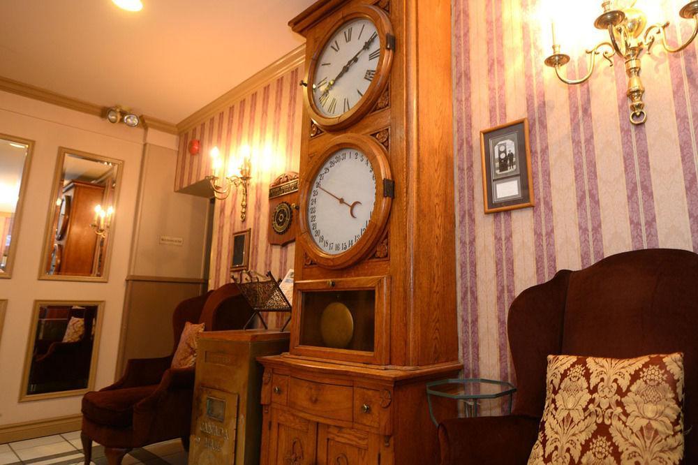 Queen'S Inn Stratford Esterno foto