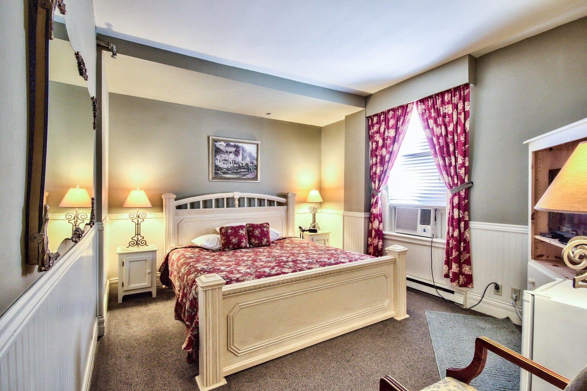 Queen'S Inn Stratford Esterno foto
